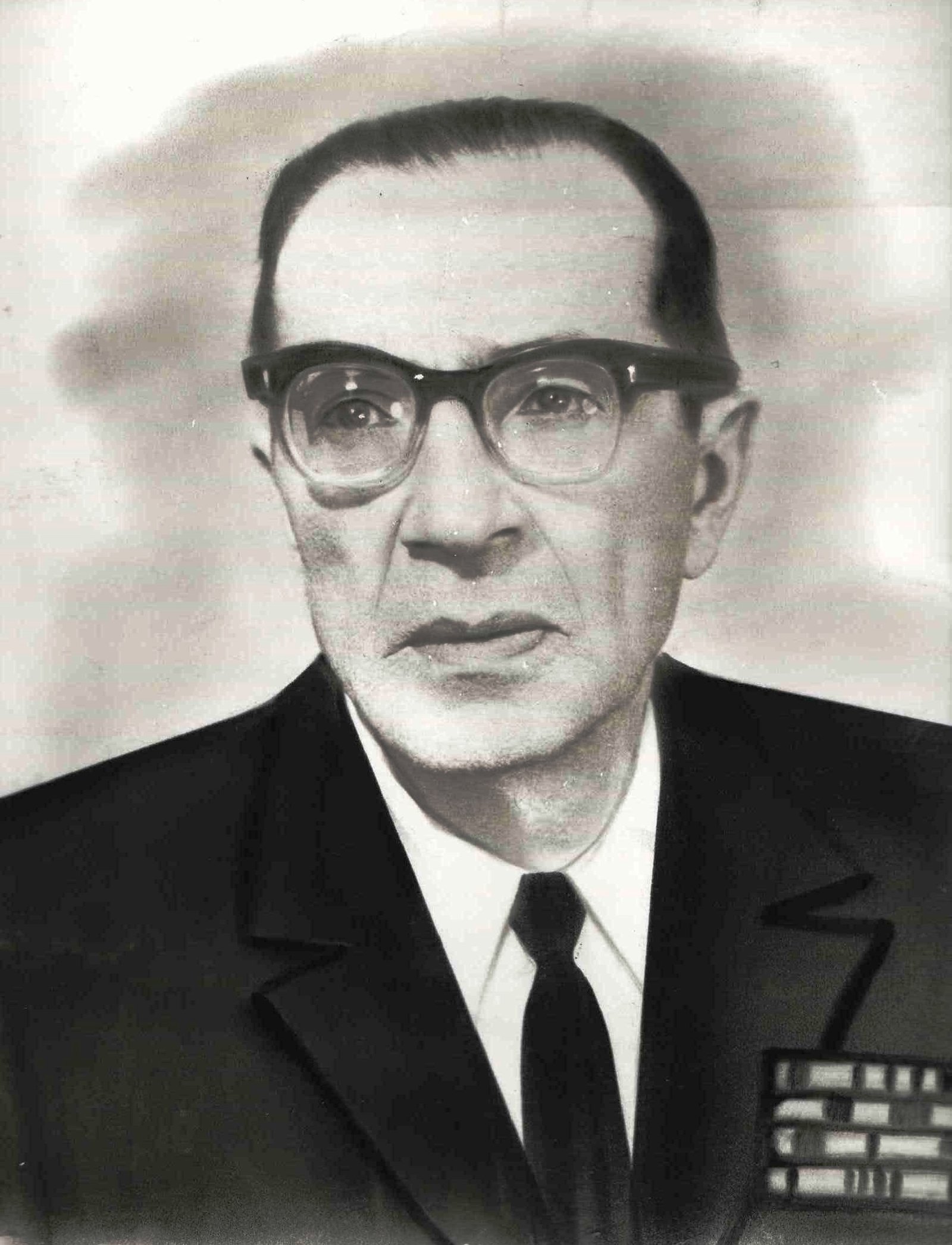 Professor B.M.Mahmudbəyov
